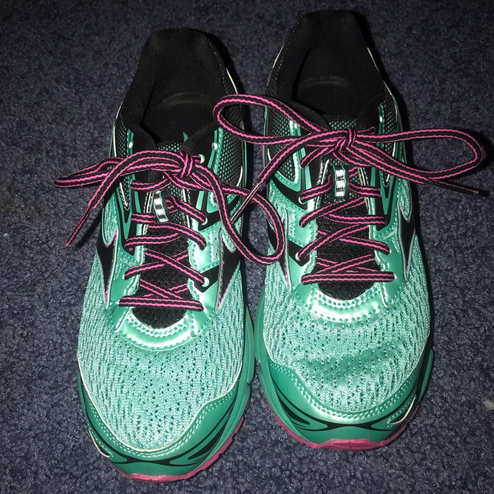 Women’s Mizuno Running Shoes